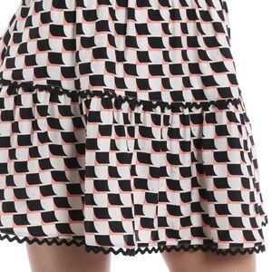 Kenzo Paris Flirty Flowy 100 % Silk Skirt Pink Black Check Stars Size 38